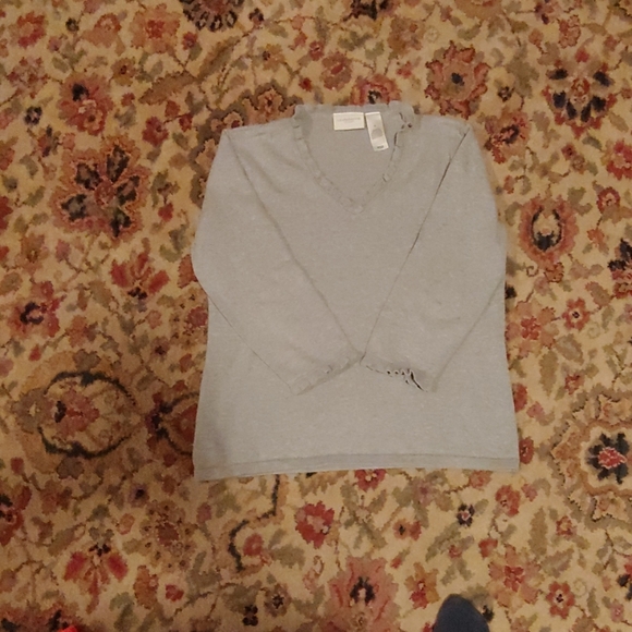 Sweater - Picture 2 of 3